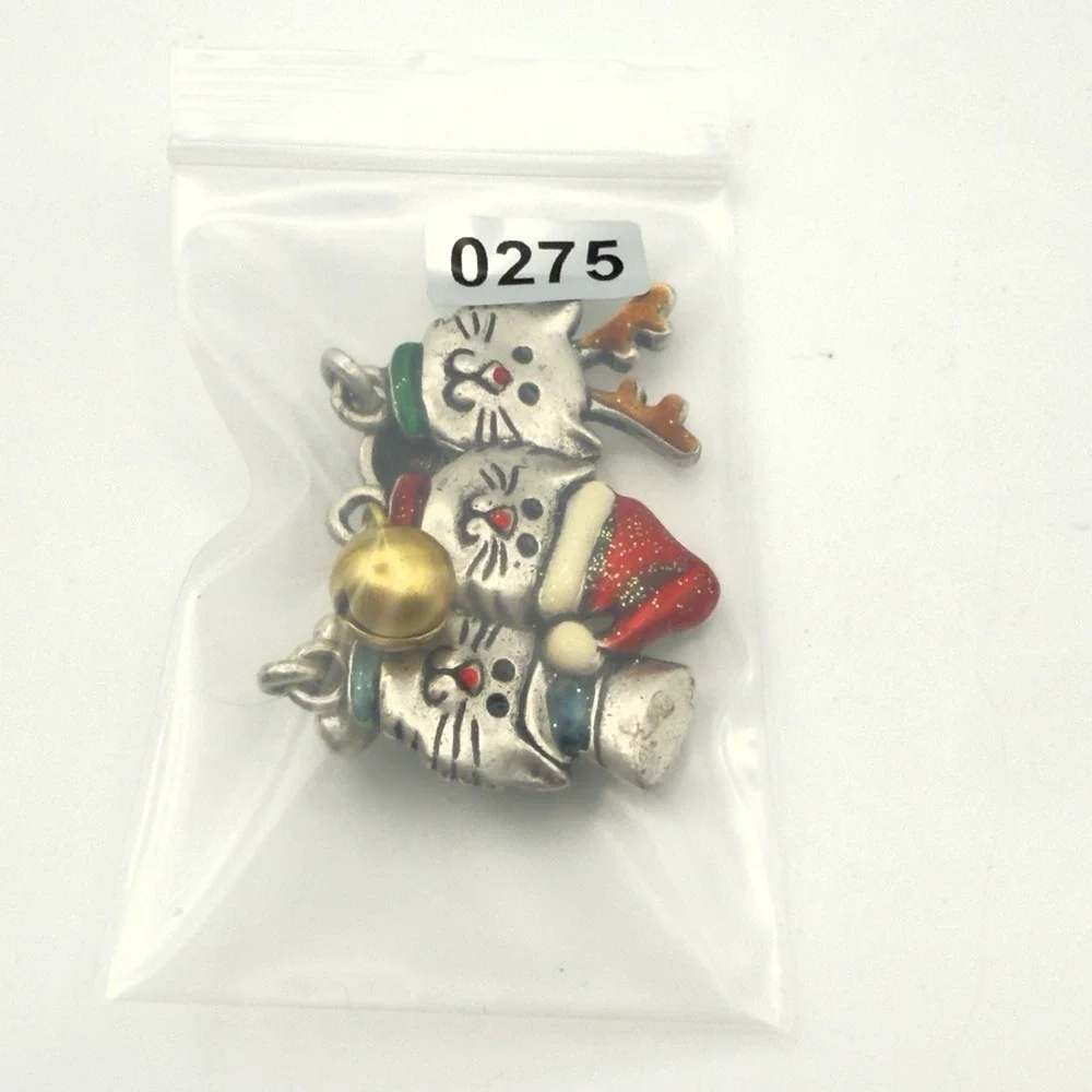 AJMC Christmas Cat Brooch Dangle Charms Santa Reindeer Snowman Pin Bell